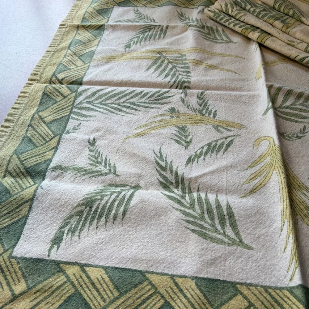 6 Nature by Bruno Lamy, Green Leaf Botanical Bamboo Block Border 20x20